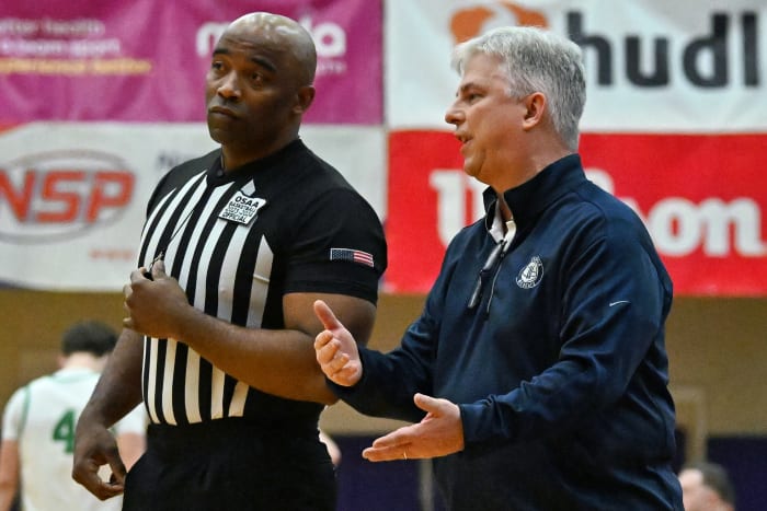 a Summit Wilsonville 5A Oregon boys basketball final 2024 Leon Neuschwander 5